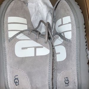 Graphic UGGS